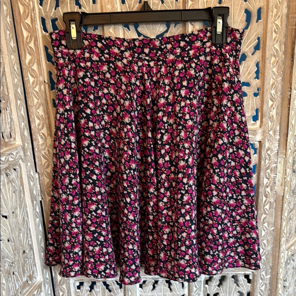 AMANDA UPRICHARD Silk Navy Floral Skirt Size S